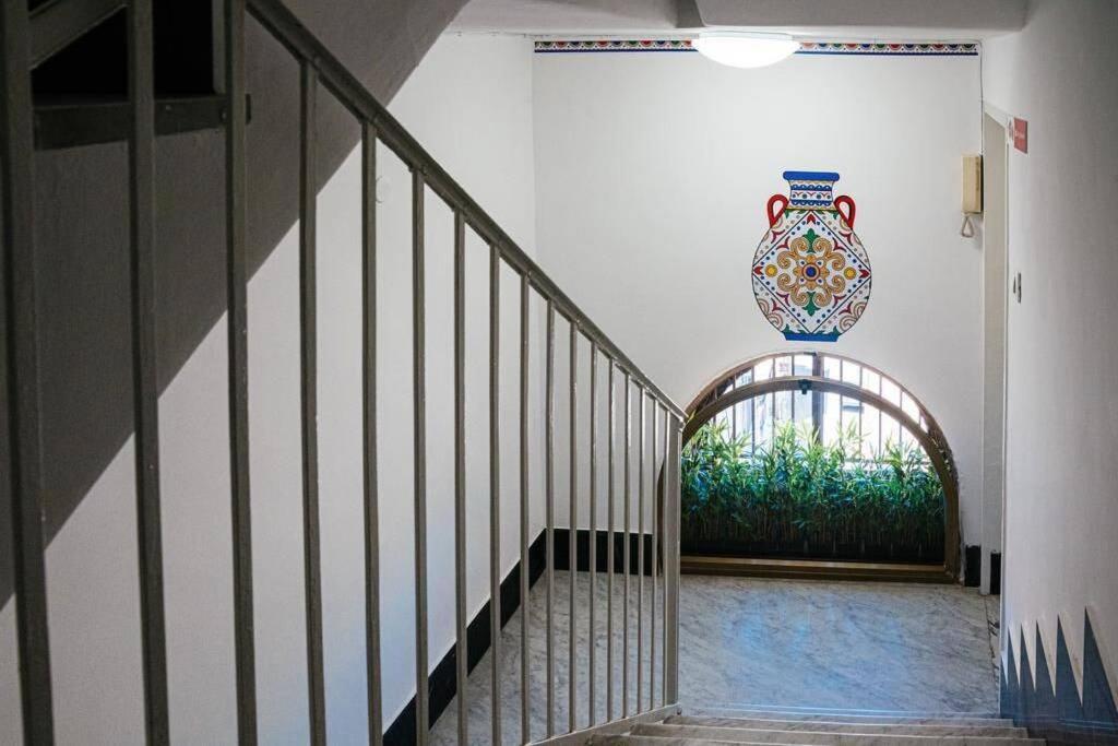 Attico In Pieno Centro Storico Di Catania Apartment Luaran gambar